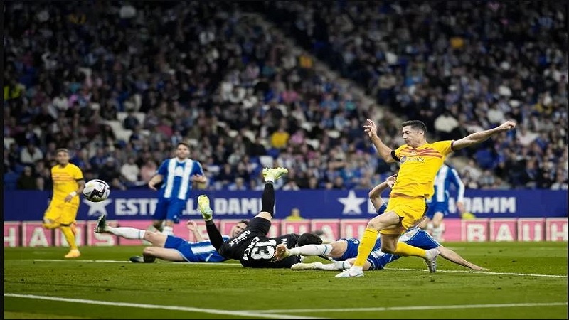 ایران برس: برشلونة يهزم إسبانيول ويحرز لقب الدوري الإسباني للمرة الـ27