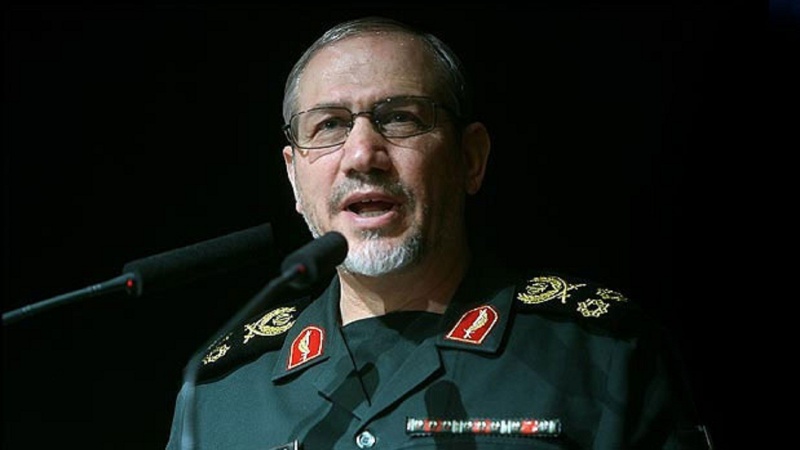 Iranpress: US and Israel devising new plots in the region: Gen. Rahim Safavi 