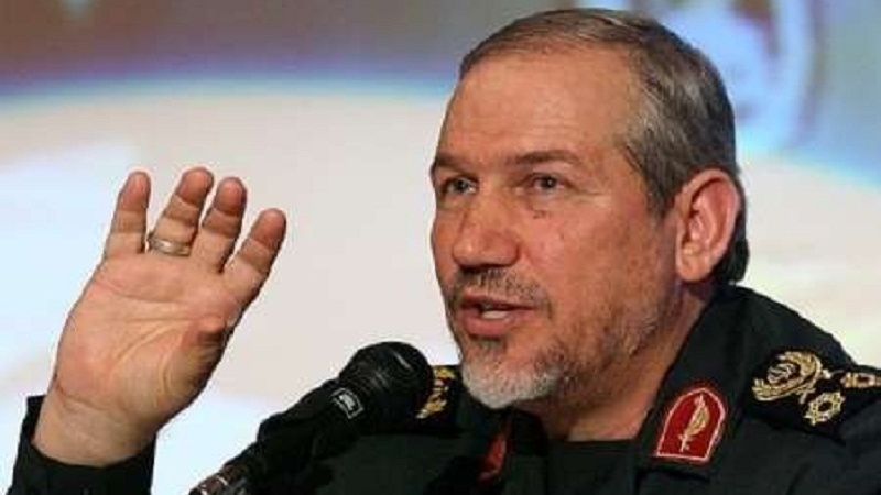 Iranpress: General Safavi: US unable to control Iran’s economy
