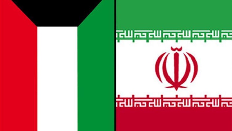 Iranpress: Iran, Kuwait FMs discuss bilateral ties over phone