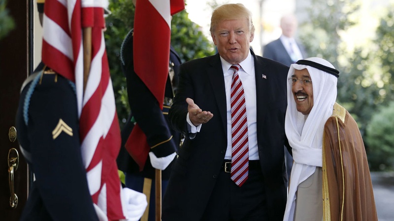 Iranpress: Trump on meeting with Emir of Kuwait:  "Iran is in turmoil" 