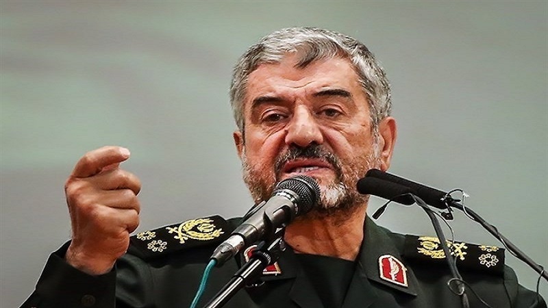 Iranpress: Major General Jafari: "Iran is at the height of its power and authority"