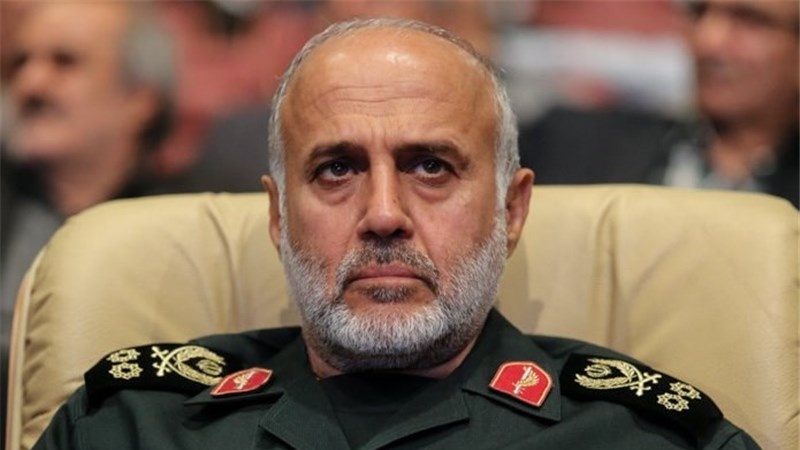 Iranpress: Iran to inflict heavy costs in case of any aggression: IRGC General