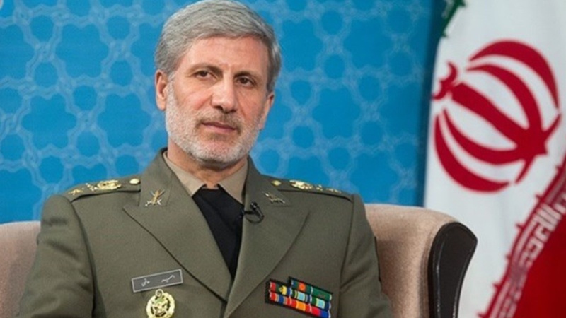 Iranpress: Defence Minister: "Iran