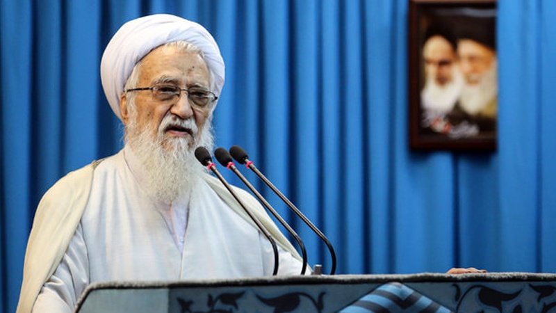 Iranpress: Friday Prayers Leader:  Moving against Iran is the mistake