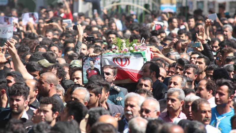 Iranpress:  Iran mourns for Ahvaz  terrorist attack victims 
