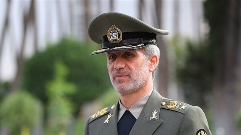 Iranpress: Defense Minister: Iran