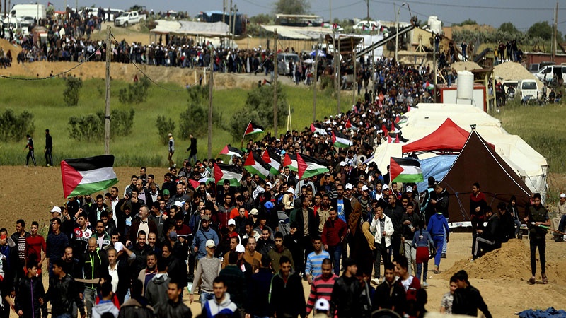 Iranpress: At least 40 Palestinians injured in Gaza "Great March of Return" protest