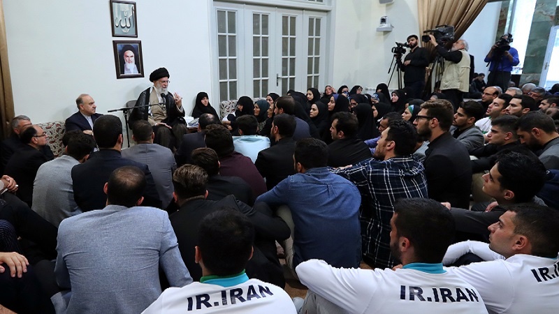 Iranpress: Leader: we to punish rigorously the perpetrators of Ahvaz terrorist attack 