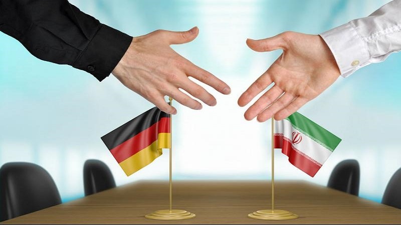 Iranpress: Iran, Germany mull joint projects in science and technology