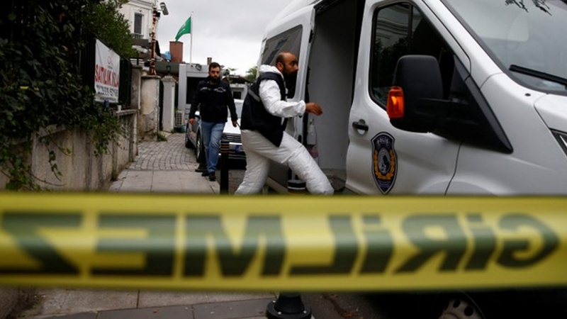 Iranpress: Turkish police search Saudi consul