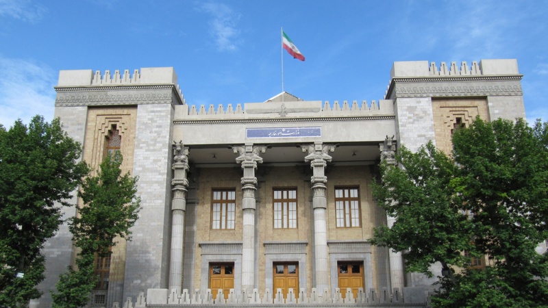 Iranpress: Iran summons German ambassador to Tehran