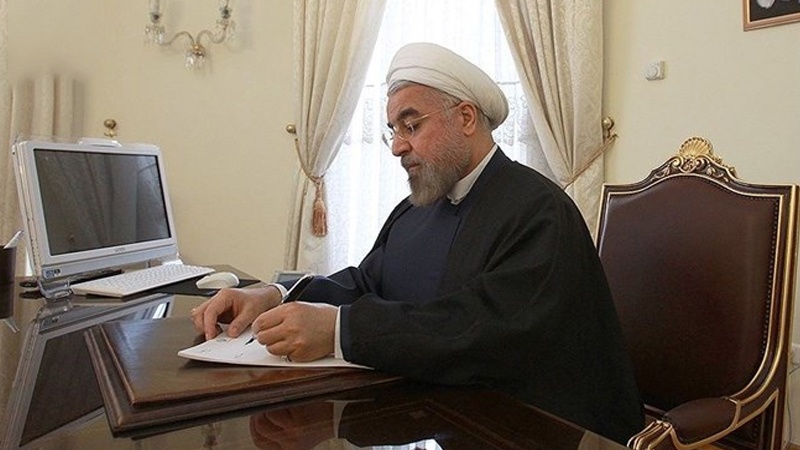 Iranpress: Rouhani condoles Indonesian plane crash