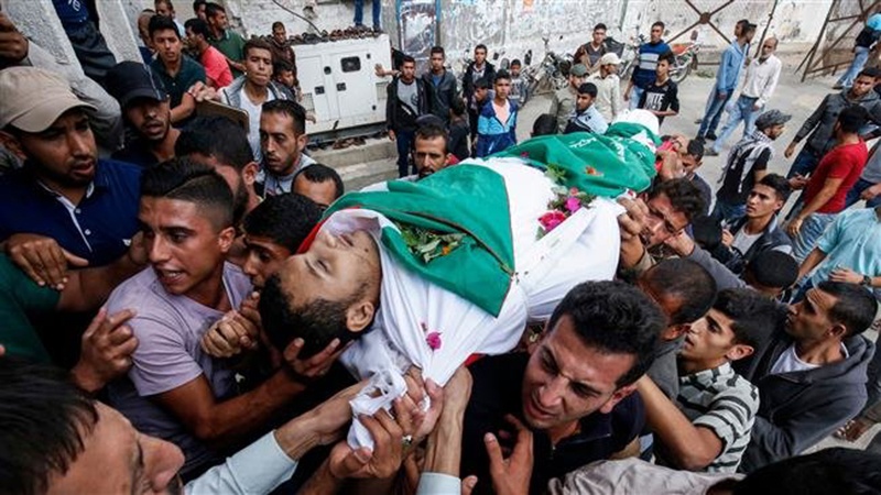 Iranpress: Young Palestinian shot by Israeli forces in Ramallah