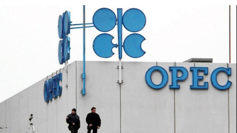 Iranpress: Iran’s oil minister: "Saudi Arabia is violating an OPEC agreement under US pressure"
