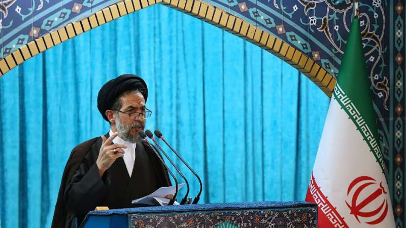 Iranpress:  Top cleric:  US-led sanctions provide for growth, eloquence of Iran 