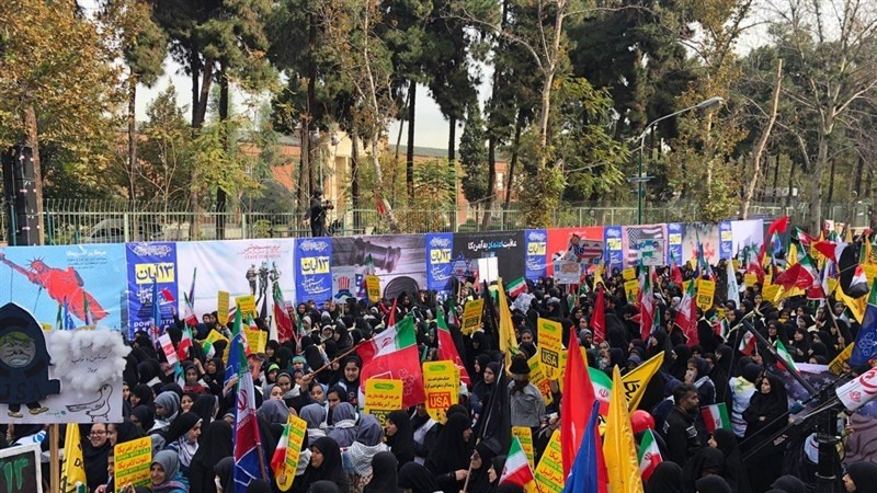 Iranpress: Photos: Iranians condemn US arrogant policies in nationwide rallies