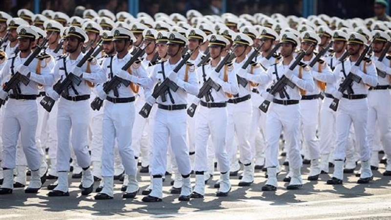 Iranpress: Iran celebrates Navy Day 