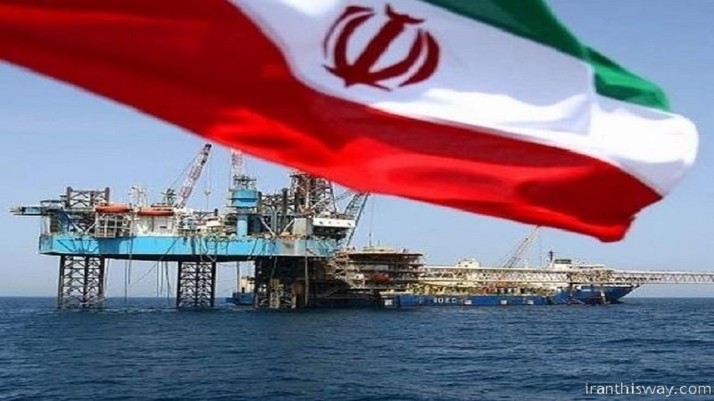 Iranpress: Italy to keep buying Iranian oil despite sanctions