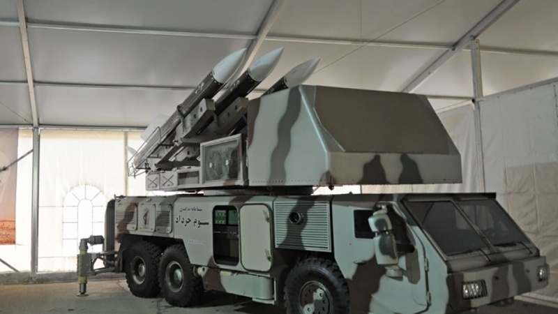 Iranpress: Iran unveils modified version of air defense missile