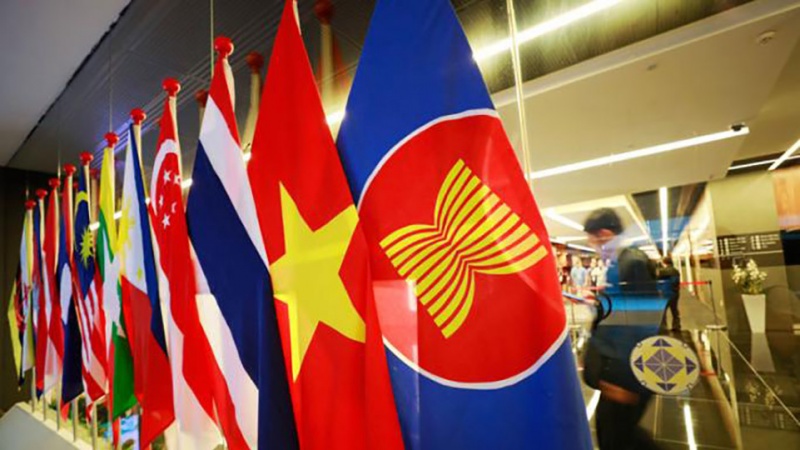 Iranpress: 33rd ASEAN Summit kicks off in Singapore