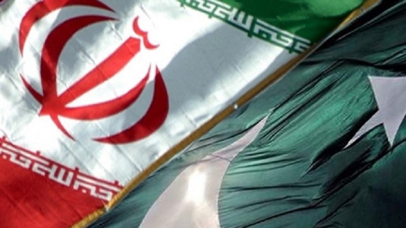 Iranpress: Sanctions have no effect on Pakistan-Iran relations