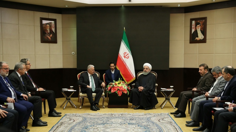 Iranpress: Iran to deepen ties with Turkey: President Rouhani