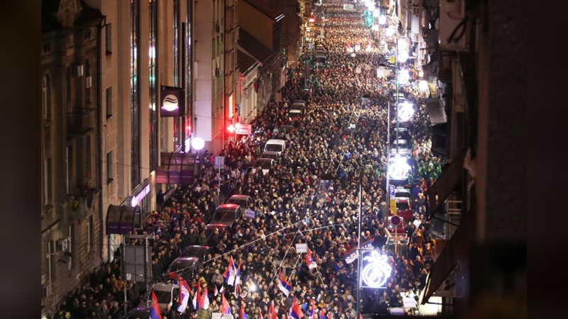 Iranpress: Serbs rally against government for 4th week