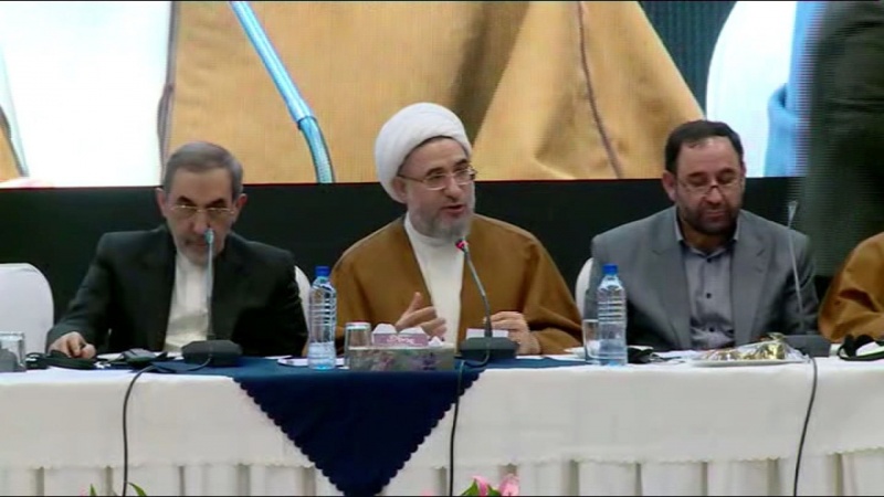 Iranpress: Scholars and politicians gather in Tehran for Ahl al-Bayt global congress