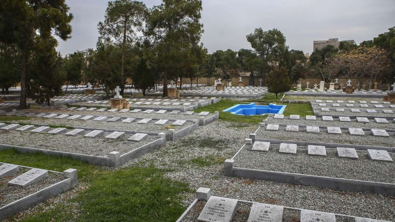 Iranpress: Photo: Polish Cemetery in Tehran
