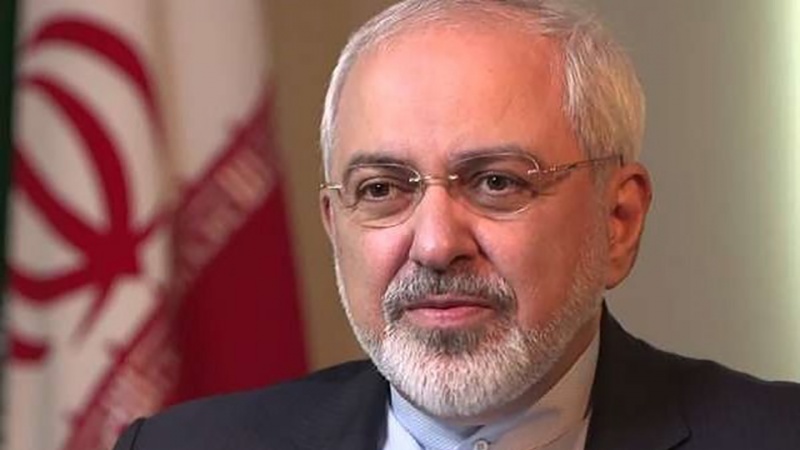 Iranpress: FM Zarif wishes healthy and peaceful New Year for all