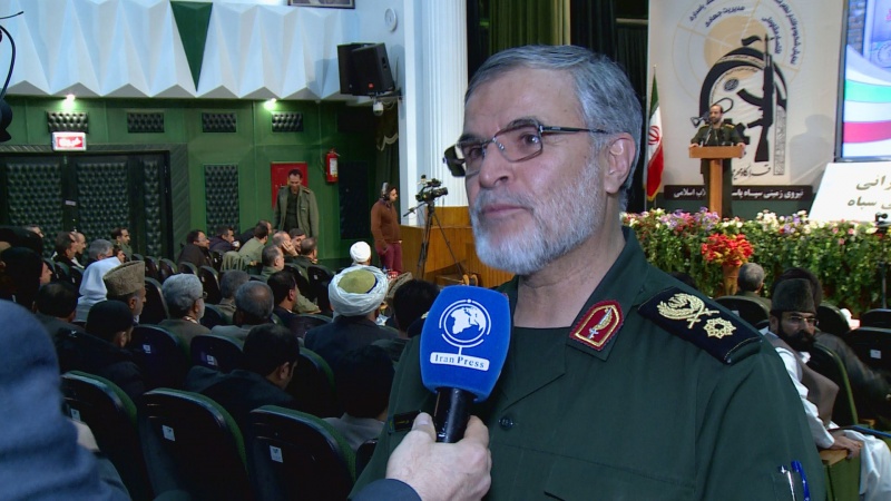 Iranpress: IRGC Official: Iran Press conveys Islamic Revolution message