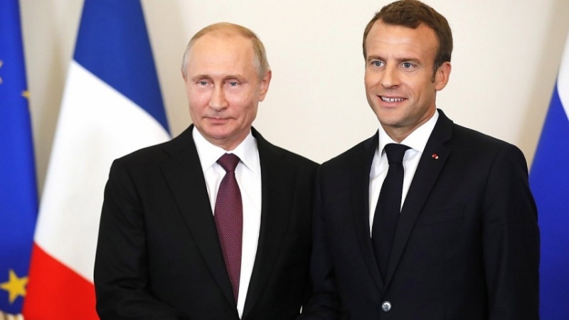 Iranpress: Putin and Macron discuss Syria crisis