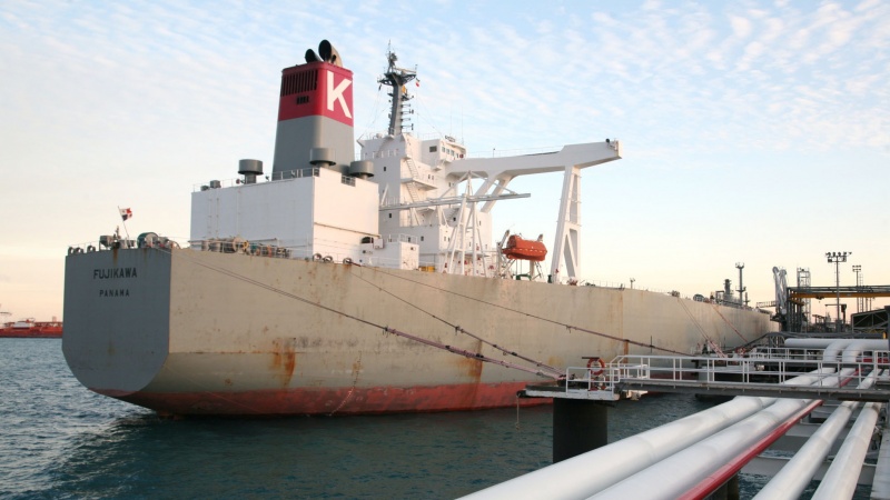 Iranpress: CBI governor: Japan starts importing oil from Iran