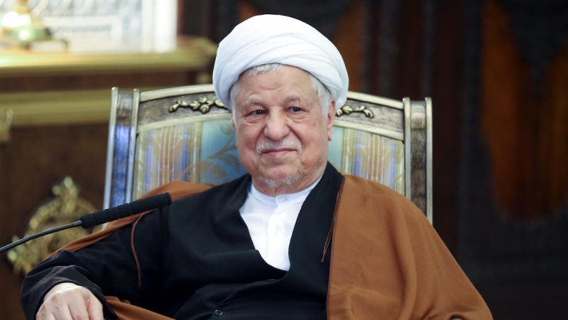 Iranpress: The Long Career of Ali Akbar Hashemi Rafsanjani