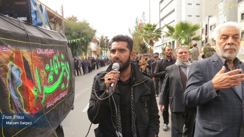 Iranpress: Photo: People from Zahedan mourn martyrdom of Prophet
