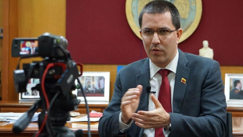 Iranpress: Venezuela ready to negotiate with opposition