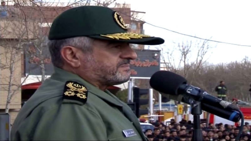 Iranpress: Iran to avenge attack on border guards: General Jafari 
