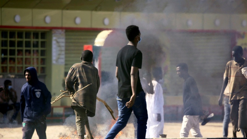 Iranpress: Protesters hit with tear gas in Sudan