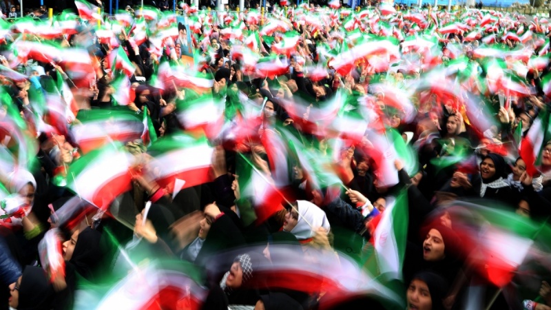 Iranpress: Iran Marks 1979 Islamic Revolution Anniversary With Mass Rallies