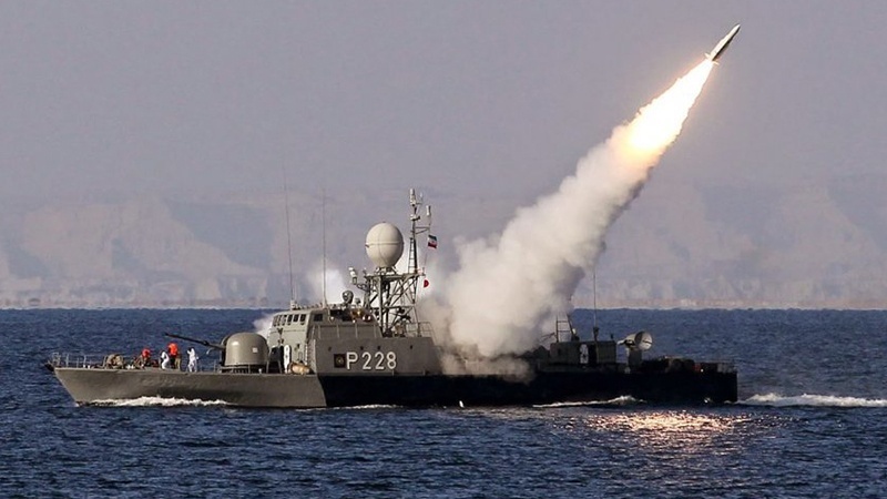 Iranpress: Iran, Oman to hold joint military drill