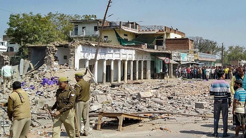 Iranpress: At least 13 killed in explosion at shop in India’s Uttar Pradesh