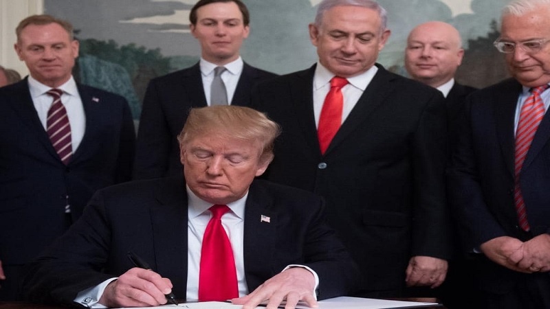 Iranpress: Trump signs proclamation recognising Israeli sovereignty over Golan Heights