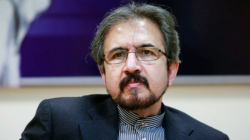 Iranpress: Iran considers fake supporters of human rights, responsible for Yemenis massacre