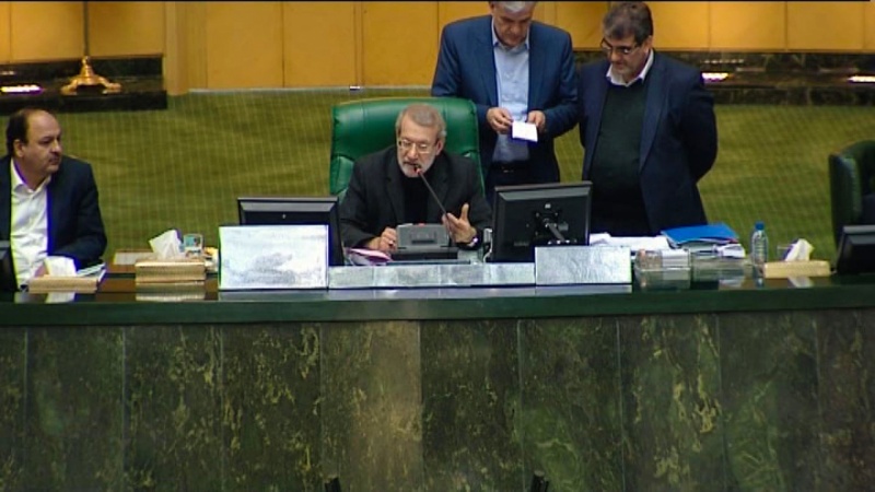 Iranpress: Iranian MPs agreed with objections raised by Guardian Council about budget 98