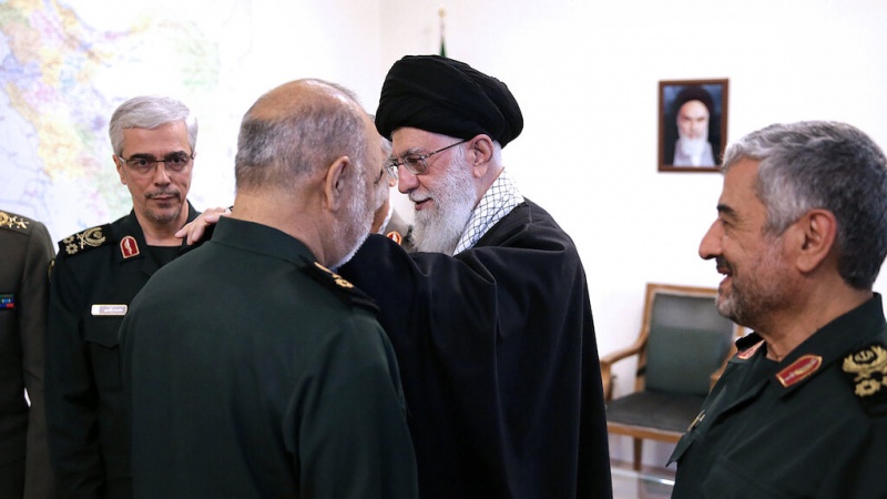 Iranpress: Photo: New IRGC Commander-in-Chief was granted the rank of Major-General
