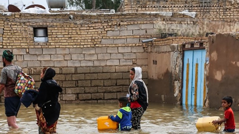 Iranpress: Iran orders evacuation of Khuzestan cities due to high risk of flooding