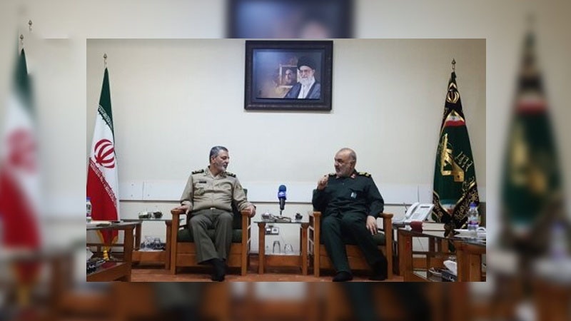 Iranpress:  IRGC and Army working closely together: Iran