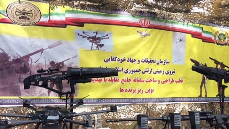 Iranpress: Iranian army unveils new achievements 