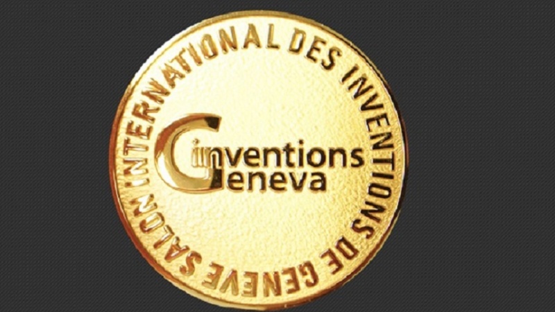 Iranpress: Iranian student receives gold medal at International Exhibition of Inventions of Geneva